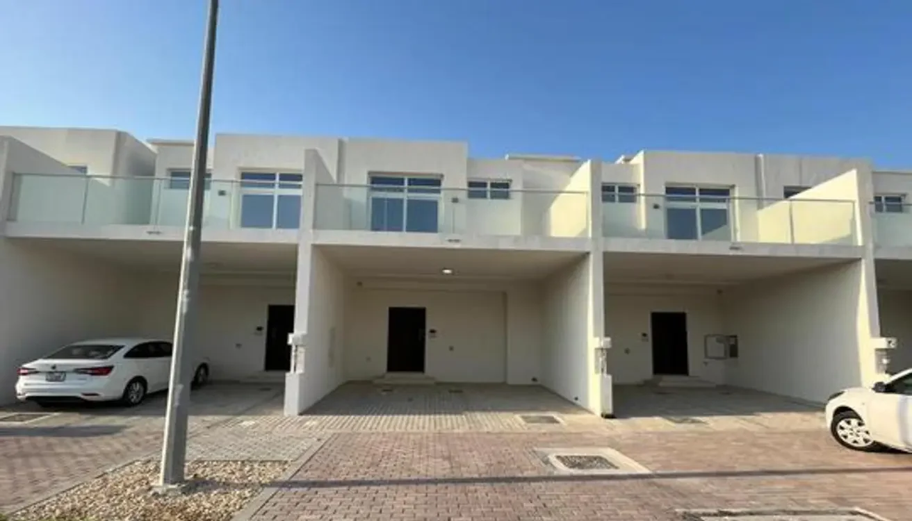 TOWNHOUSE FOR SALE IN AMAZONIA EX, AMAZONIA